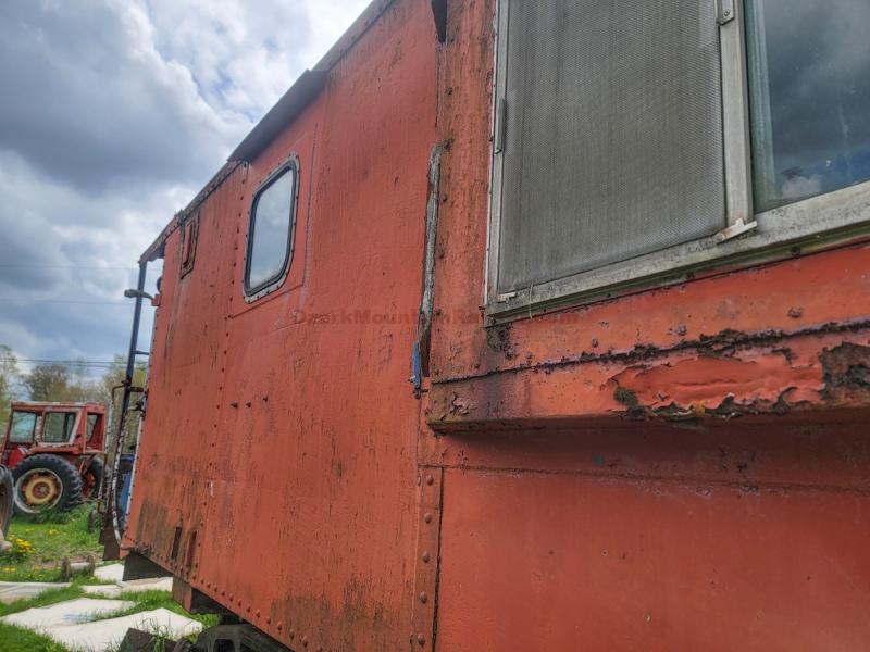 Conrail Caboose #23651