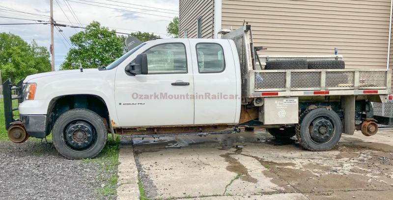 2008 GMC 2500HD Hy Rail Truck