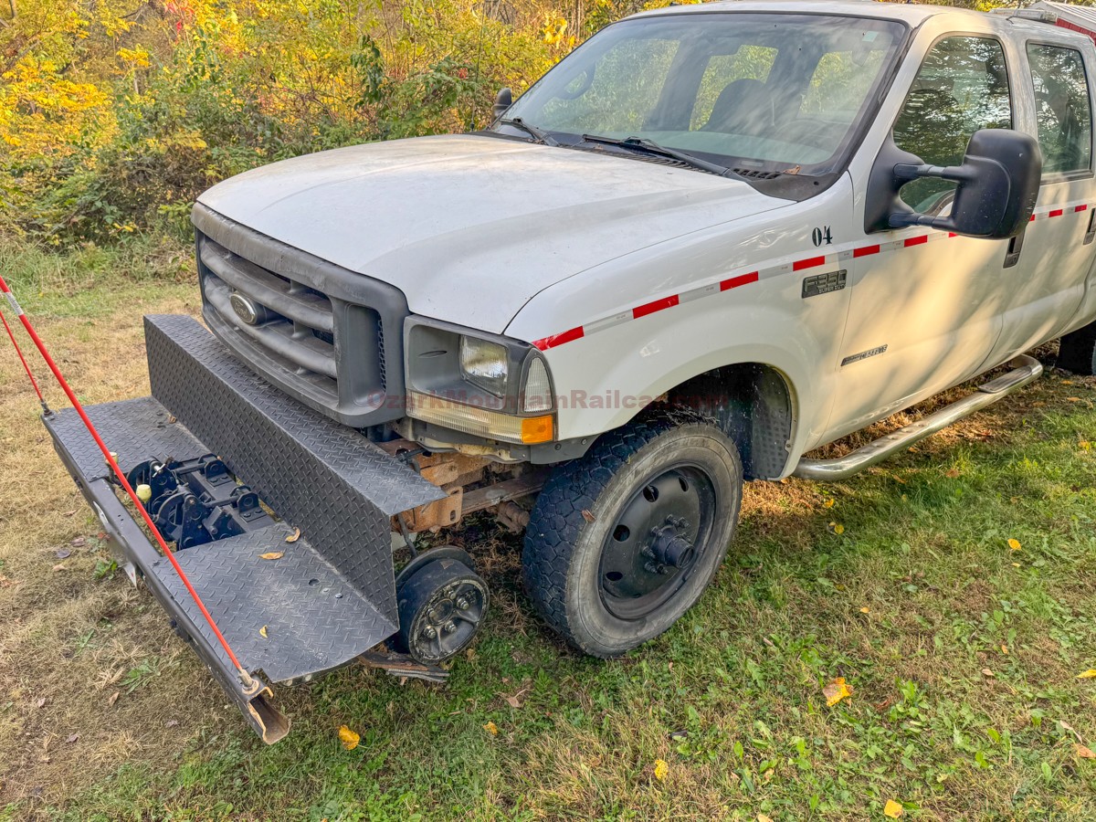 2002 F350 4x4 Hy Rail Truck